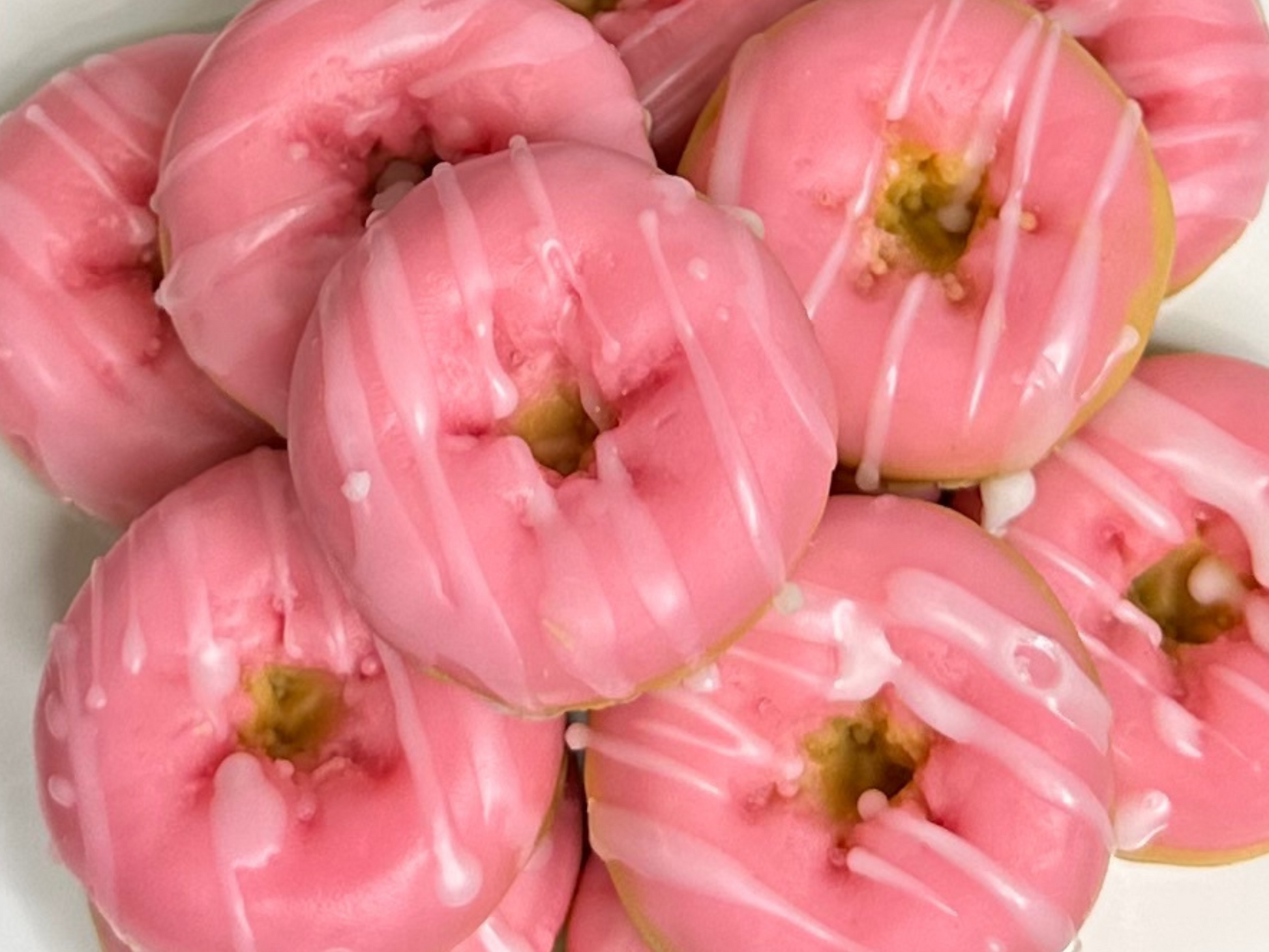 Strawberry Cheesecake Donuts